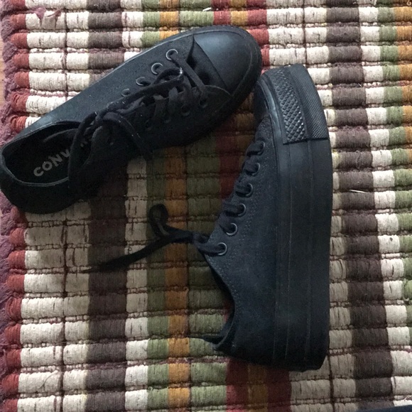 *SOLD*Platform converse 🖤 - Picture 3 of 4